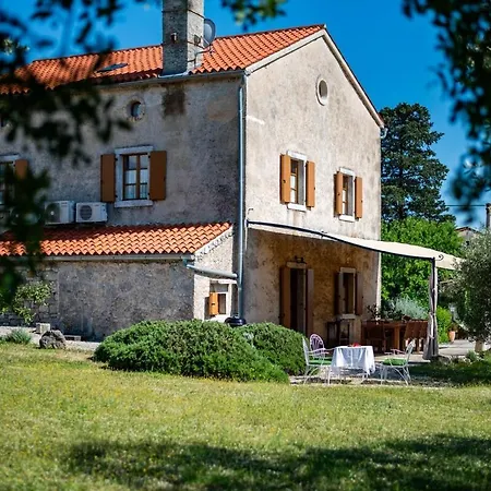 Oliva Villa