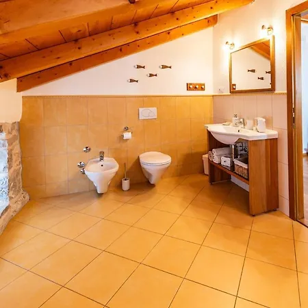 Oliva Villa *